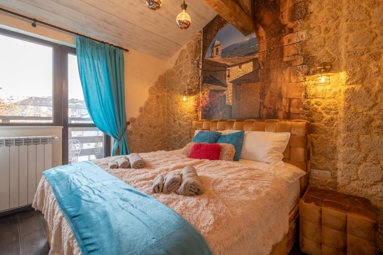 2-Bedroom Elegant Apartment In Mediterranean Style Sofia Eksteriør bilde
